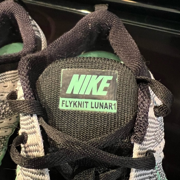 Nike Flyknit Lunar1+, Size 7.5 - Picture 7 of 9